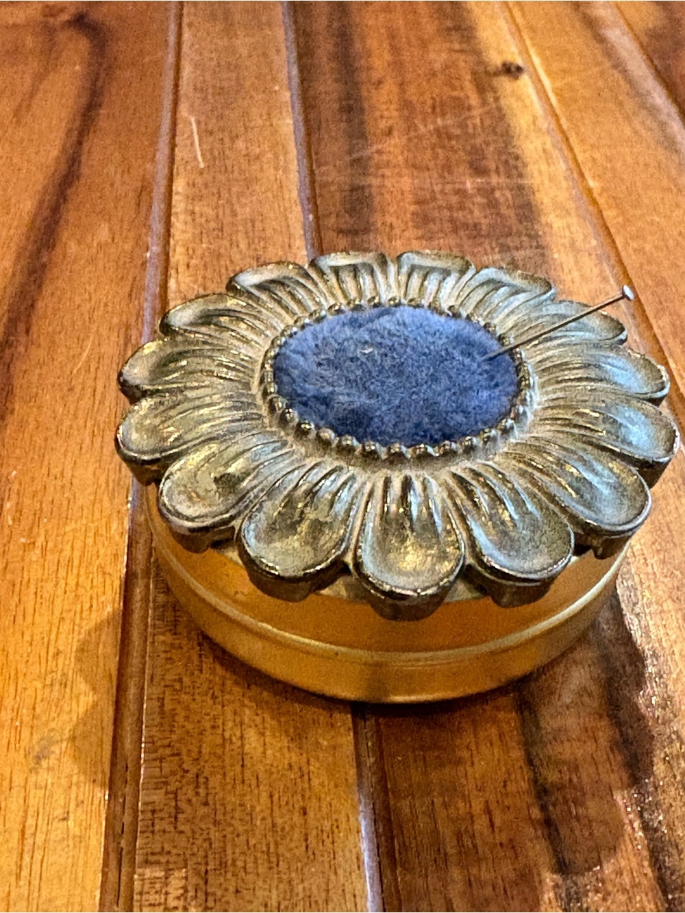 Vintage Flower Pincushion Blue Velvet Metal Daisy Sewing Collectible